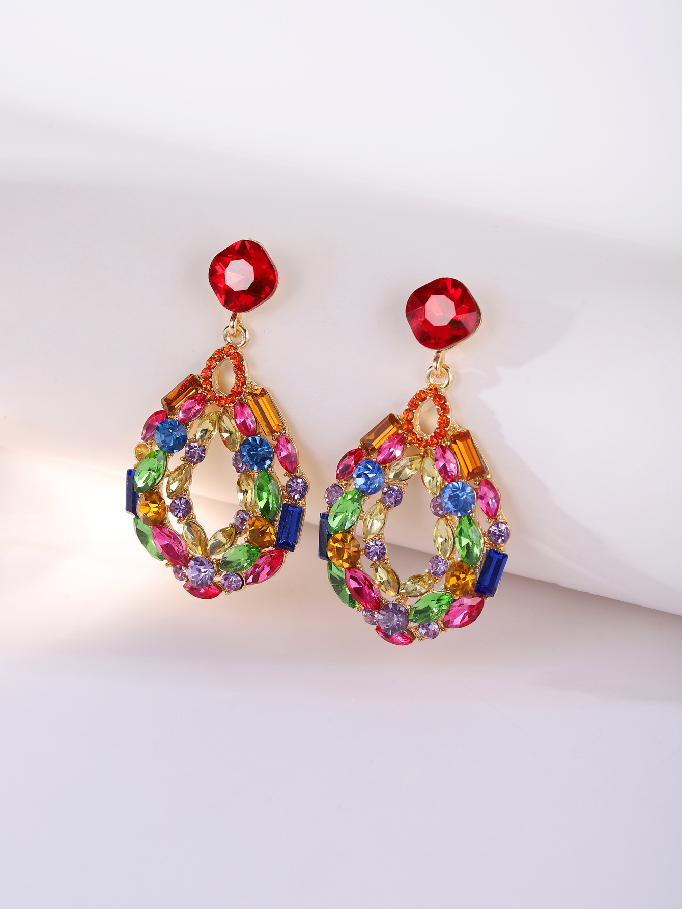 Vintage Style Geometric Alloy Beaded Inlay Gem Womenu0027S Drop Earrings 1 Pair