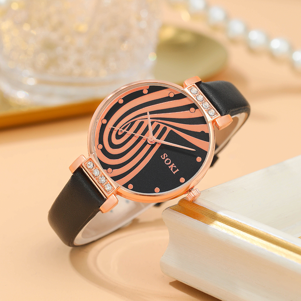Elegant Stripe Buckle Quartz Womenu0027s Watches