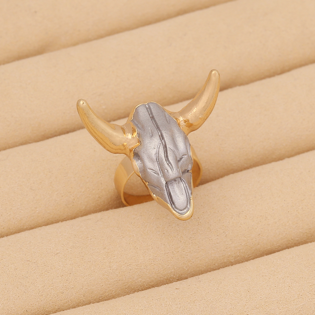 Retro Cattle Alloy Resin Womenu0027S Open Ring 1 Piece