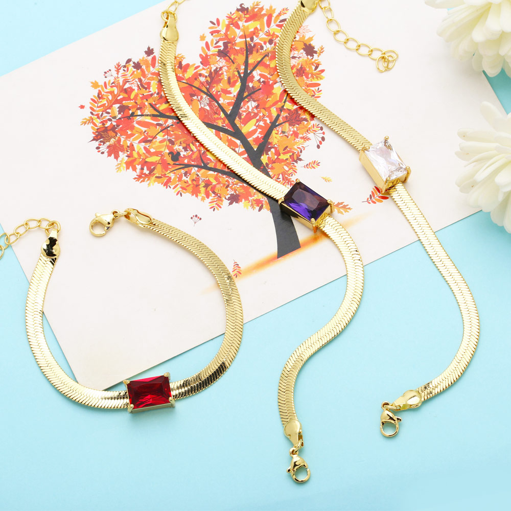 Fashion Geometric Copper Gold Plated Zircon Bracelets 1 Piece