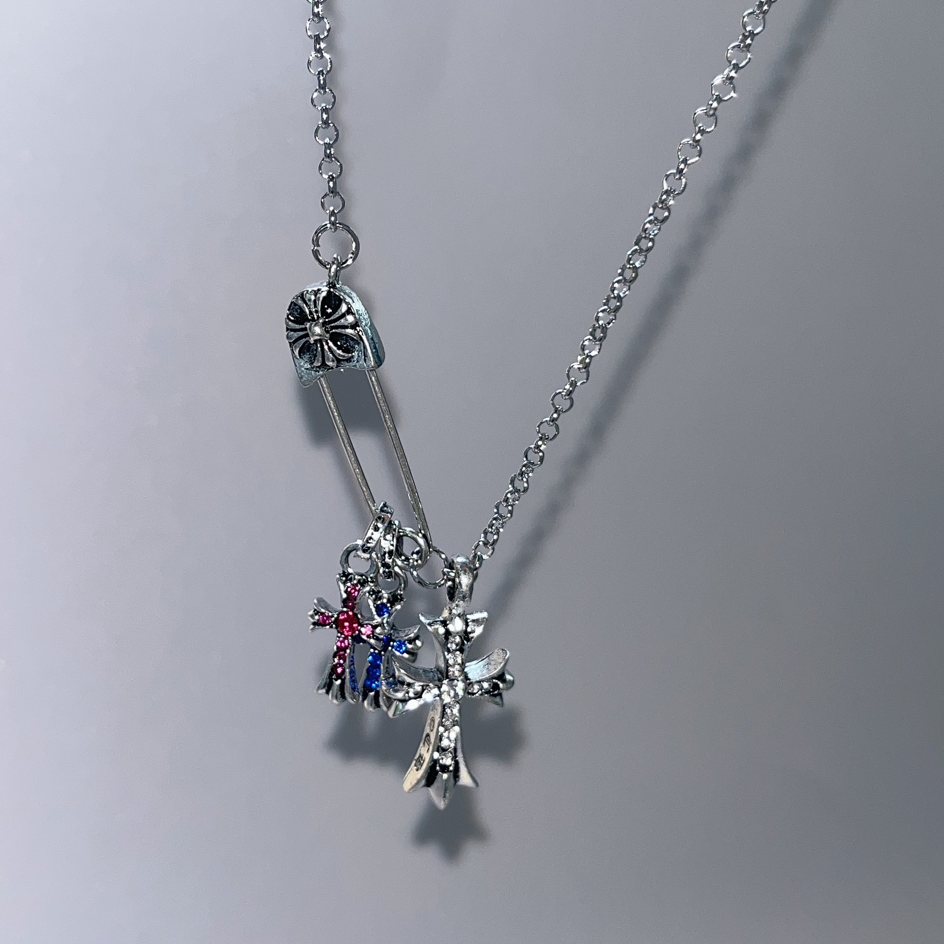 Vintage Style Cross Paper Clip Stainless Steel Gold Plated Inlay Artificial Rhinestones Pendant Neck