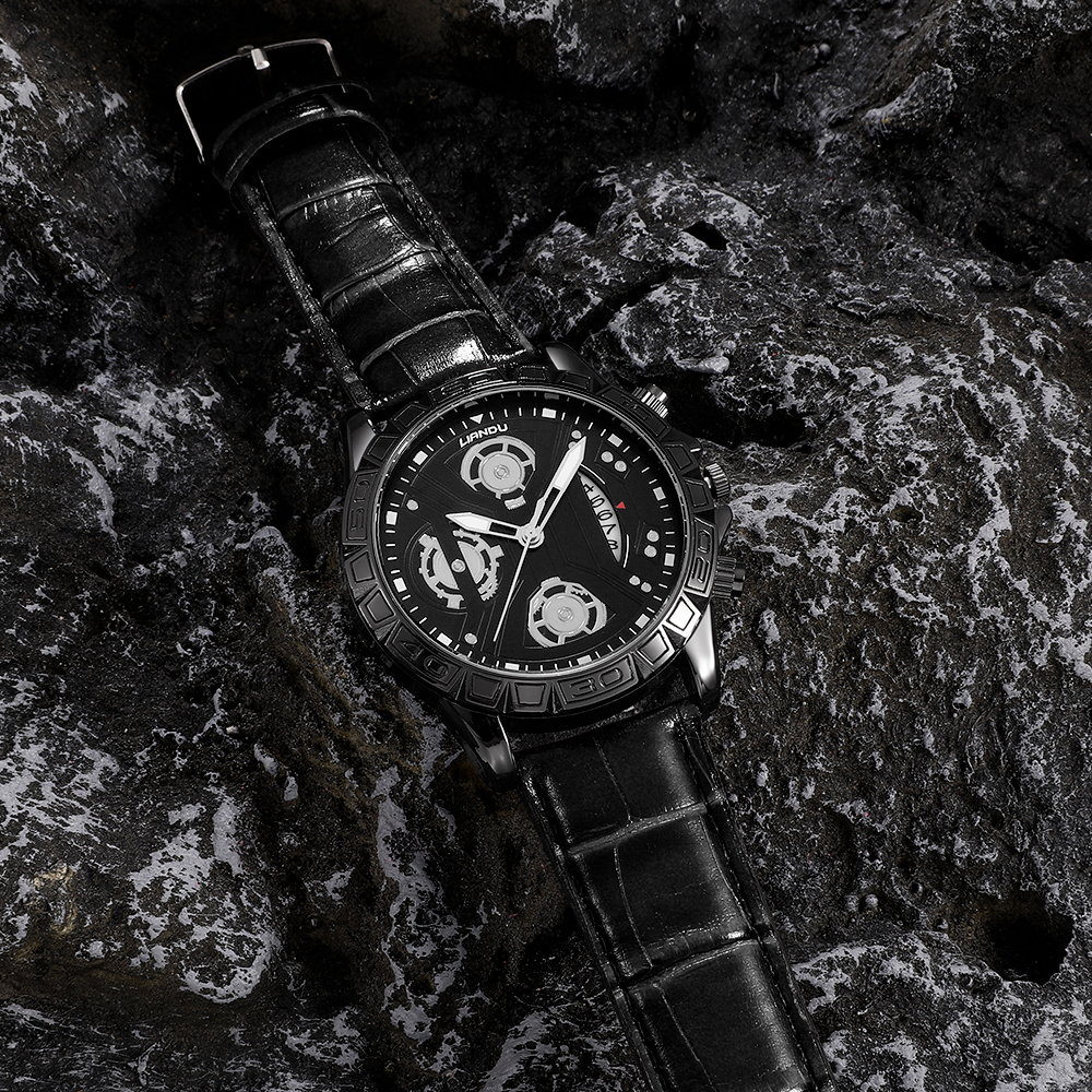 Fashion Round Buckle Quartz Menu0027s Watches