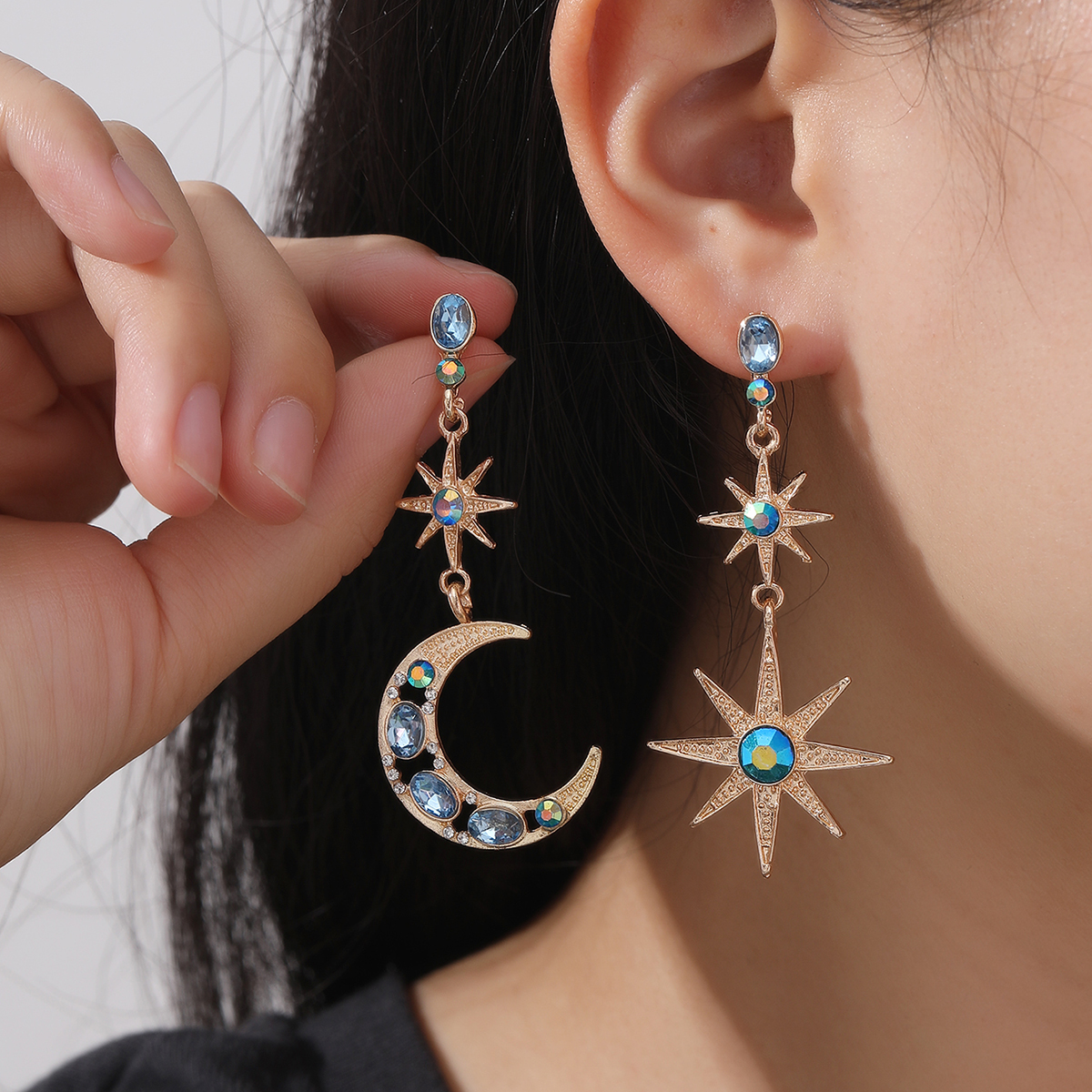 Fashion Star Moon Alloy Inlay Rhinestones Womenu0027S Drop Earrings 1 Pair