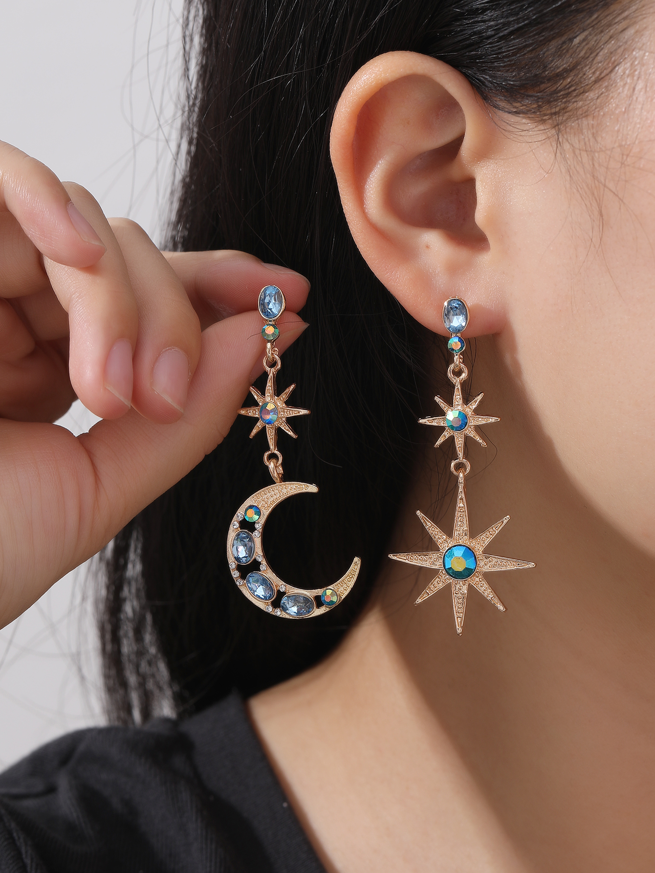 Fashion Star Moon Alloy Inlay Rhinestones Womenu0027S Drop Earrings 1 Pair