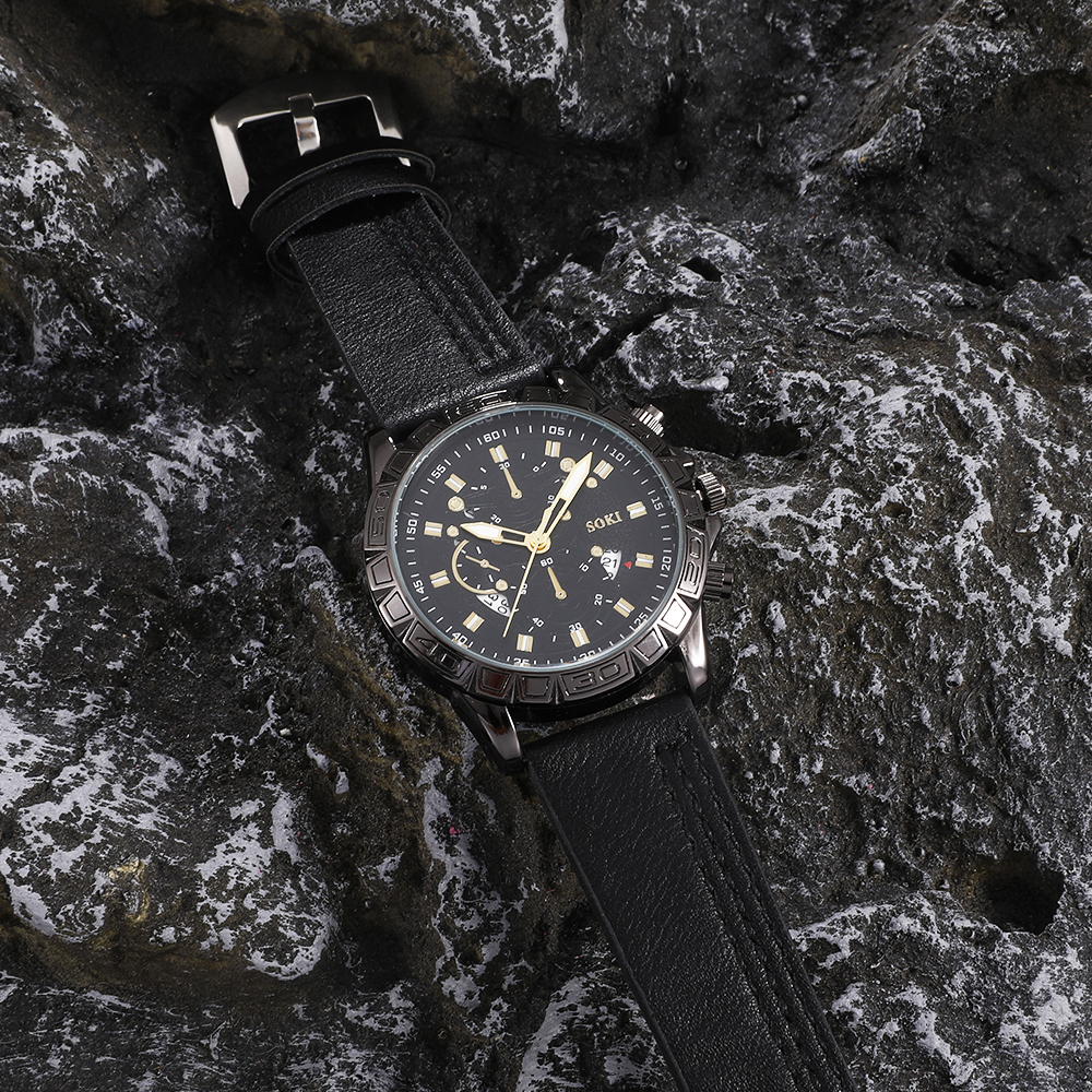 Fashion Solid Color Buckle Quartz Menu0027s Watches