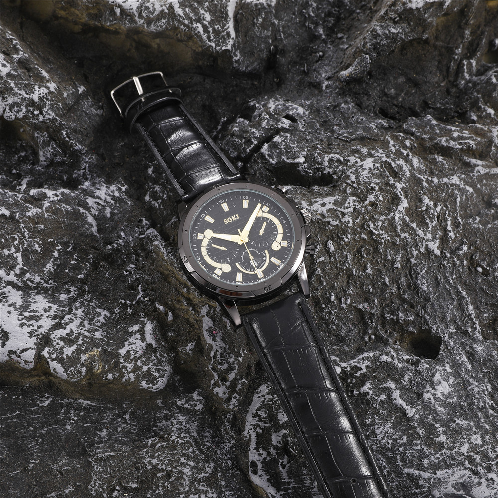 Fashion Solid Color Buckle Quartz Menu0027s Watches