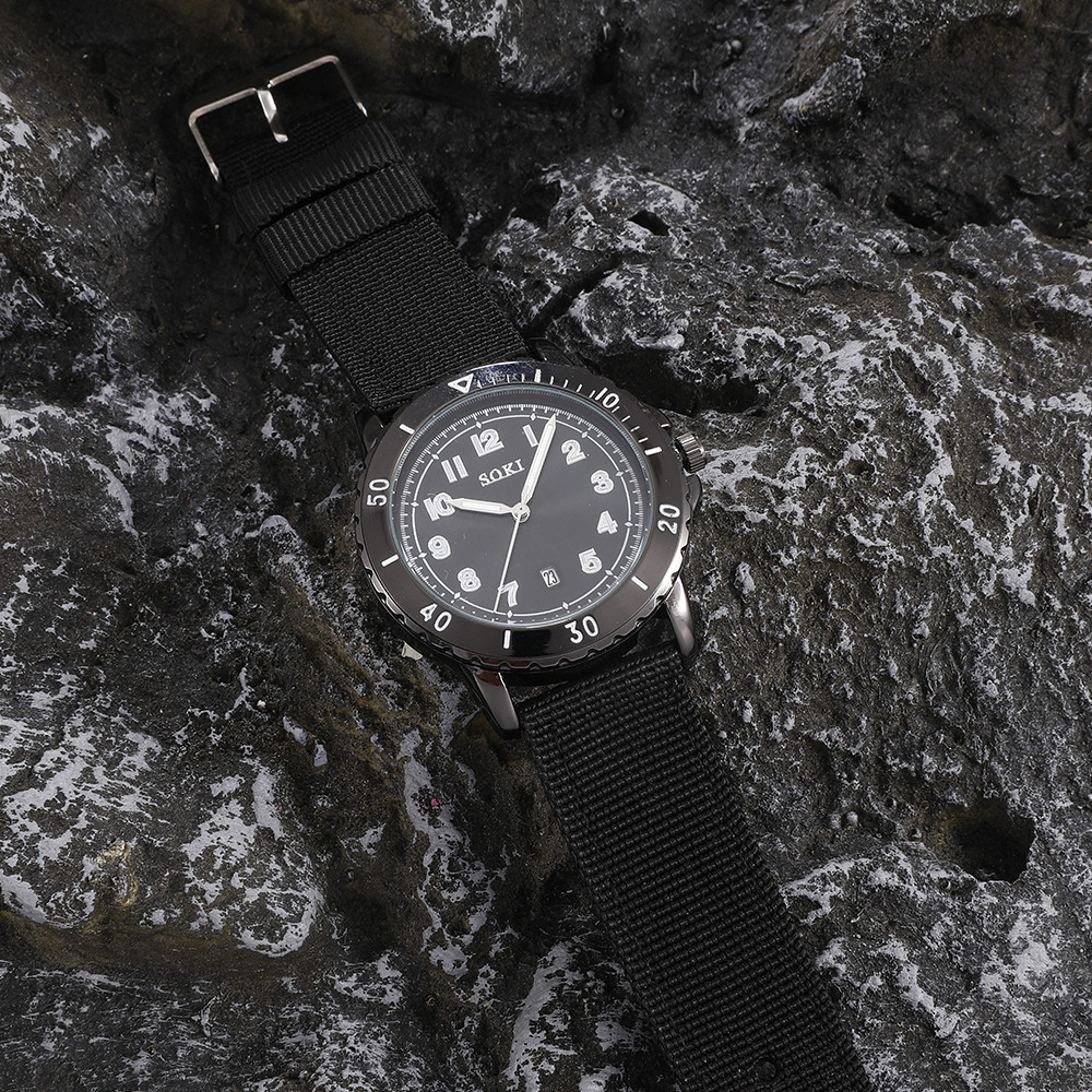 Fashion Solid Color Buckle Quartz Menu0027s Watches
