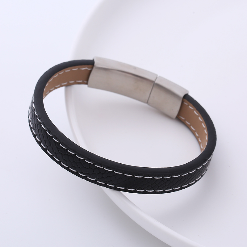 Simple Style Solid Color Stainless Steel Patent Leather PU Bracelets 1 Piece