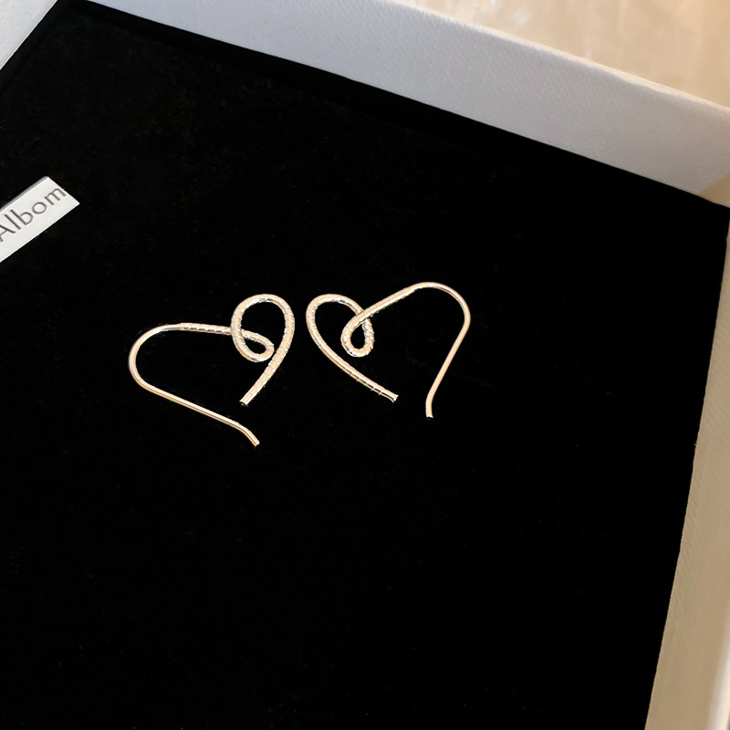 Fashion Heart Shape Copper Ear Studs 1 Pair