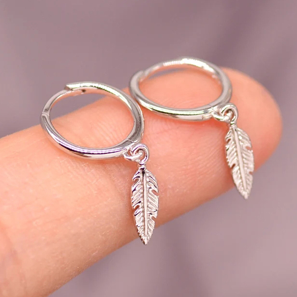Simple Style Feather Copper Plating Earrings 1 Pair