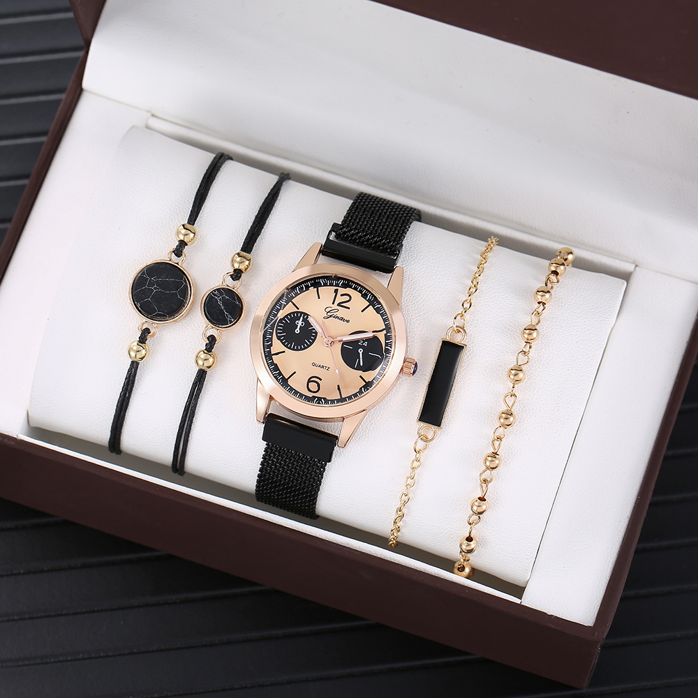 Fashion Solid Color Magnet Buckle Quartz Womenu0027s Watches