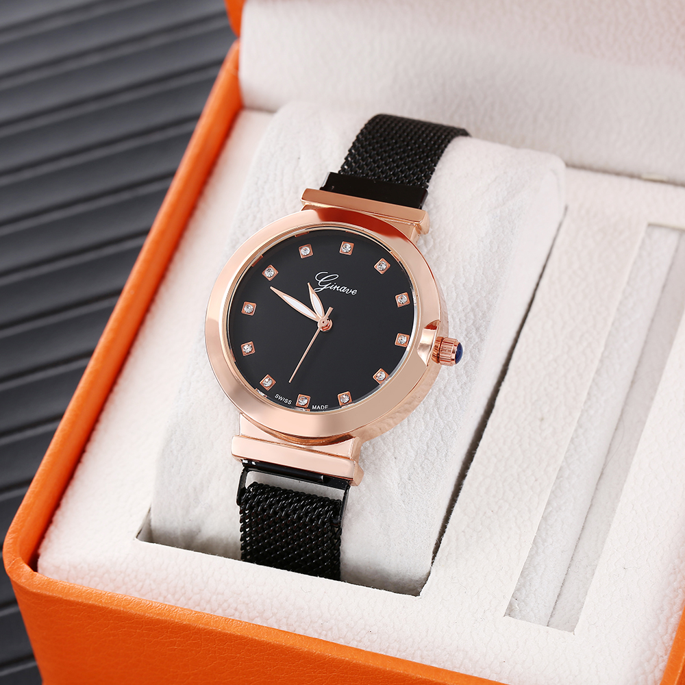 Fashion Solid Color Magnet Buckle Quartz Womenu0027s Watches