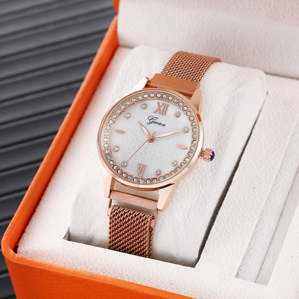 Fashion Solid Color Magnet Buckle Quartz Womenu0027s Watches