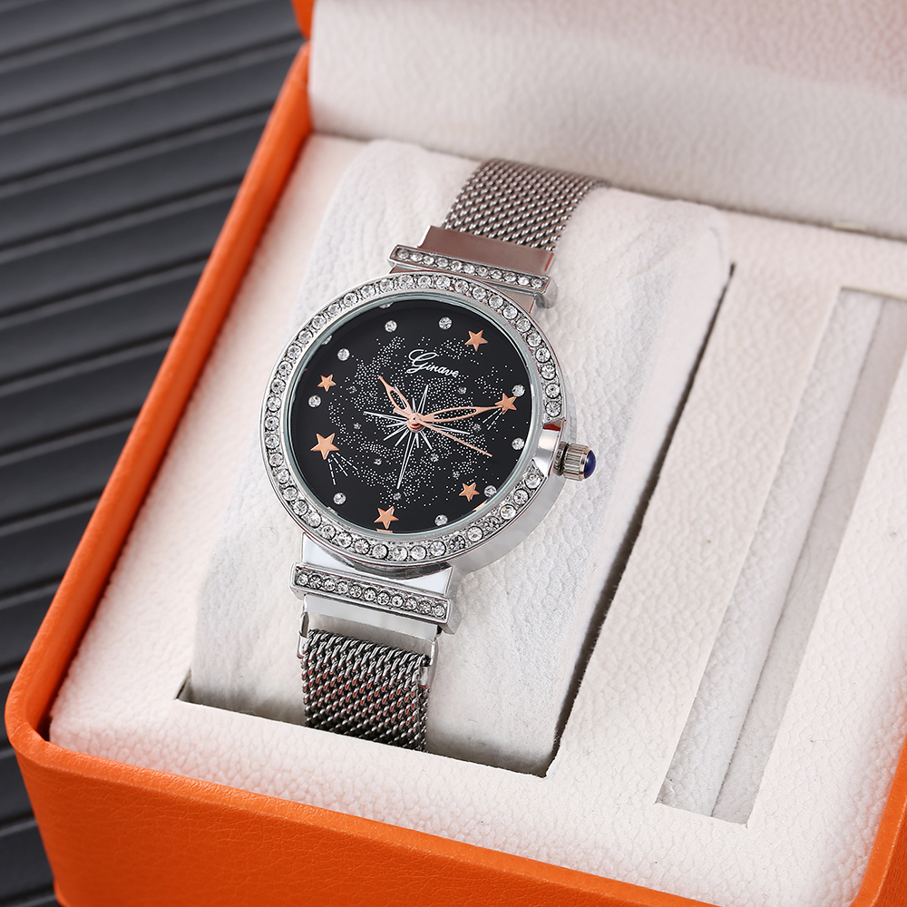 Fashion Solid Color Magnet Buckle Quartz Womenu0027s Watches