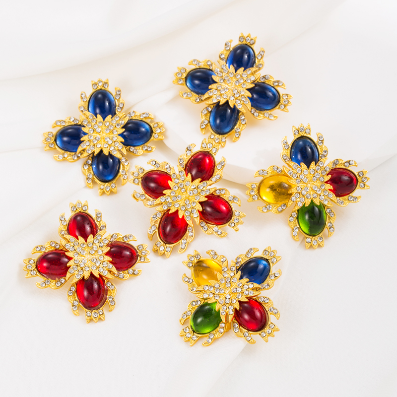 Vintage Style Geometric Alloy Plating Resin Rhinestones Womenu0027S Earrings 1 Pair