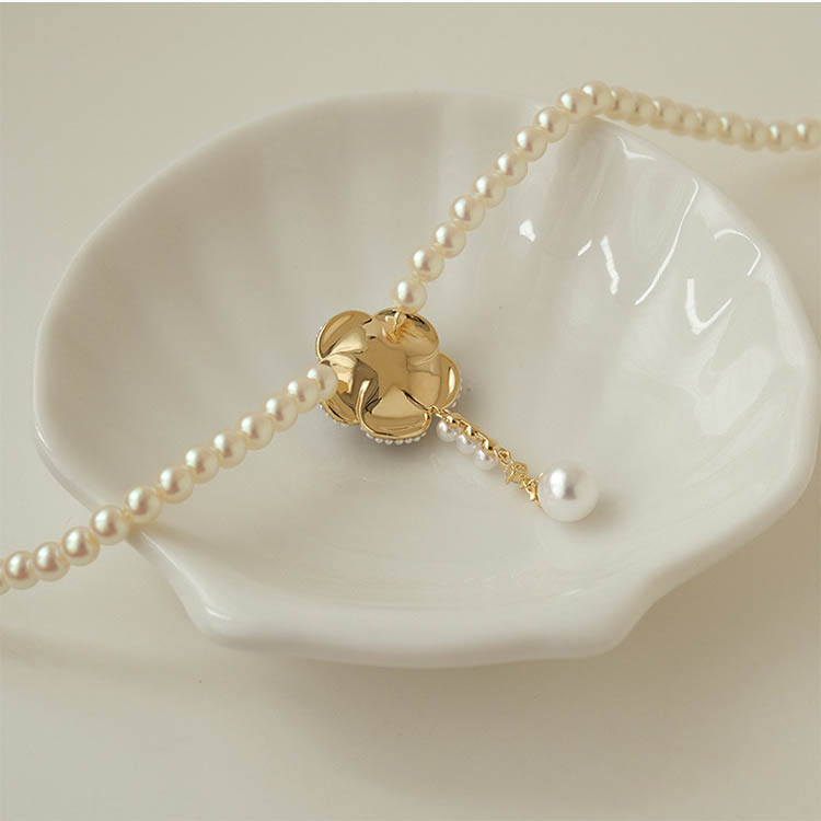 Elegant Flower Imitation Pearl Womenu0027S Necklace 1 Piece