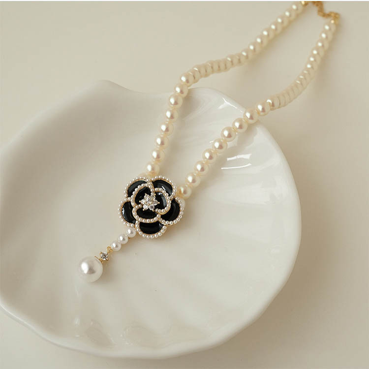 Elegant Flower Imitation Pearl Womenu0027S Necklace 1 Piece