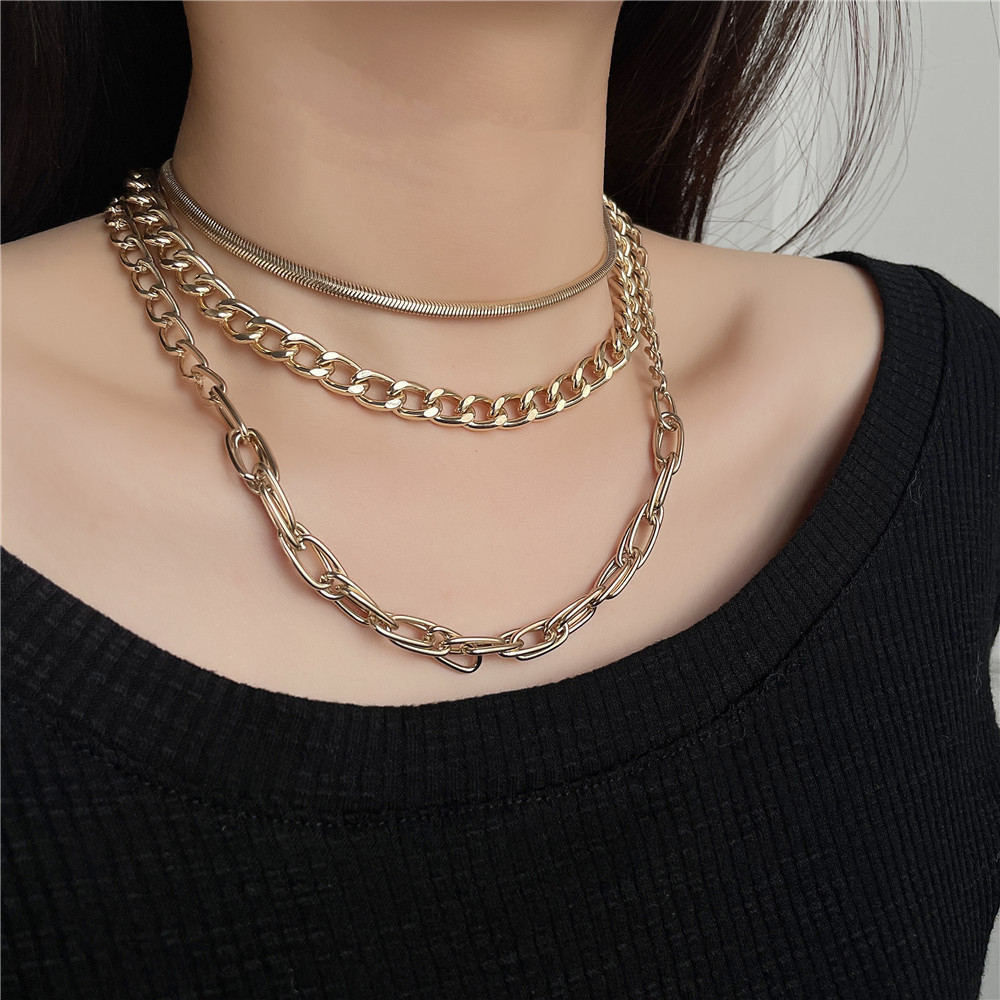 Simple Style Solid Color Alloy Womenu0027S Necklace 3 Pieces