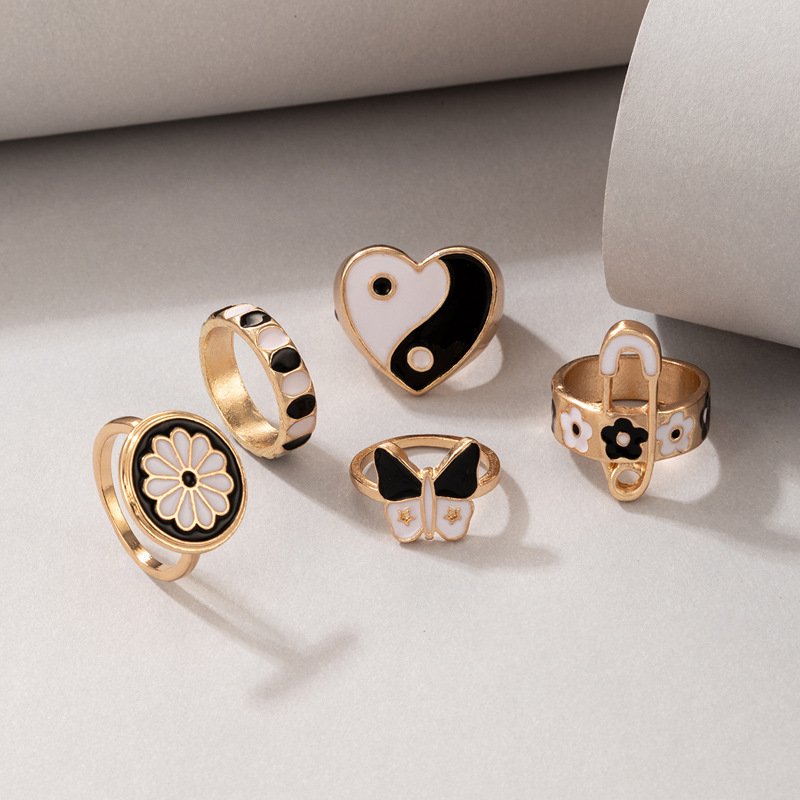 7 Pieces Fashion Butterfly Alloy Inlay Rhinestones Unisex Rings