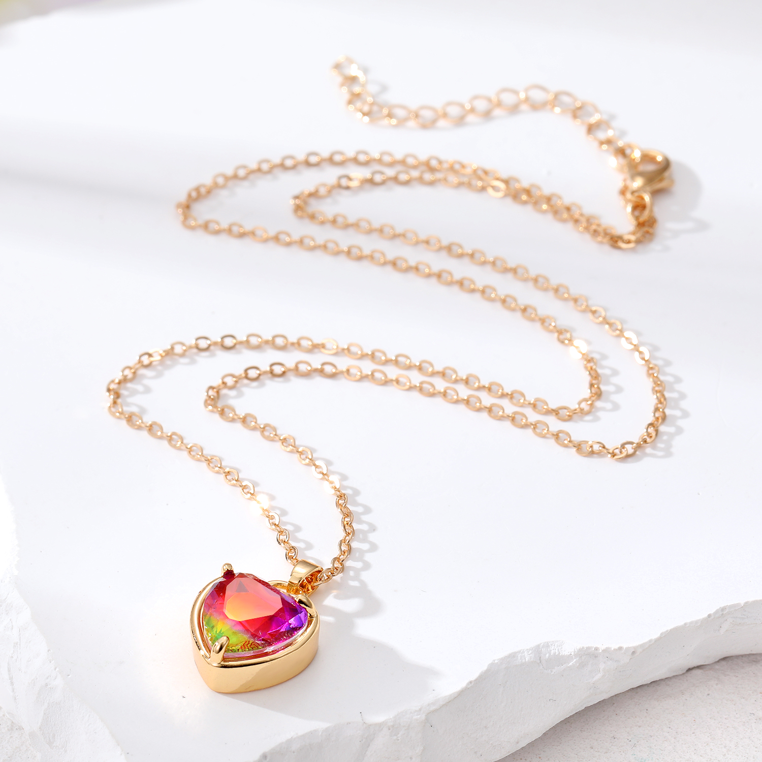 Fashion Heart Shape Alloy Resin Glass Womenu0027S Pendant Necklace 1 Piece