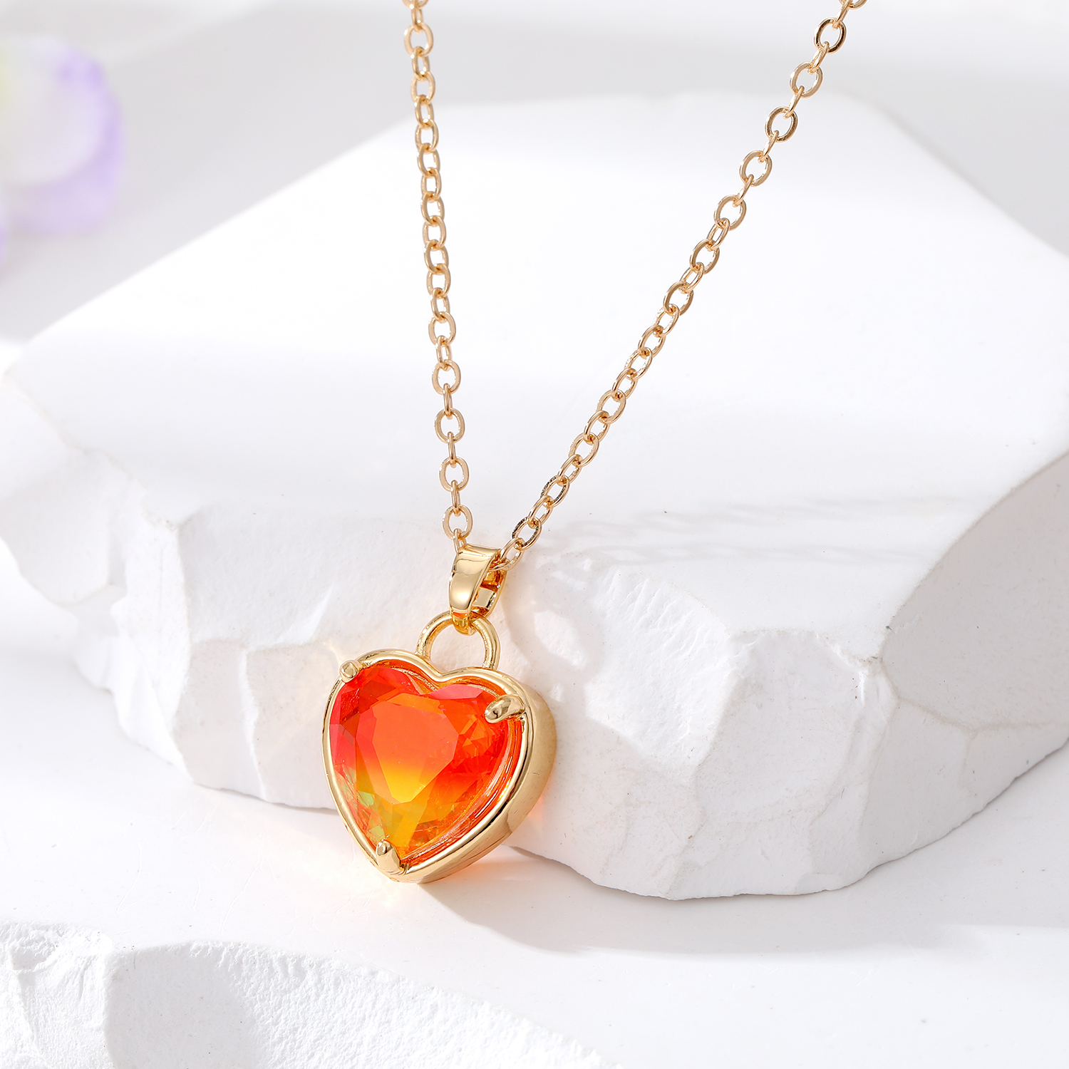 Fashion Heart Shape Alloy Resin Glass Womenu0027S Pendant Necklace 1 Piece