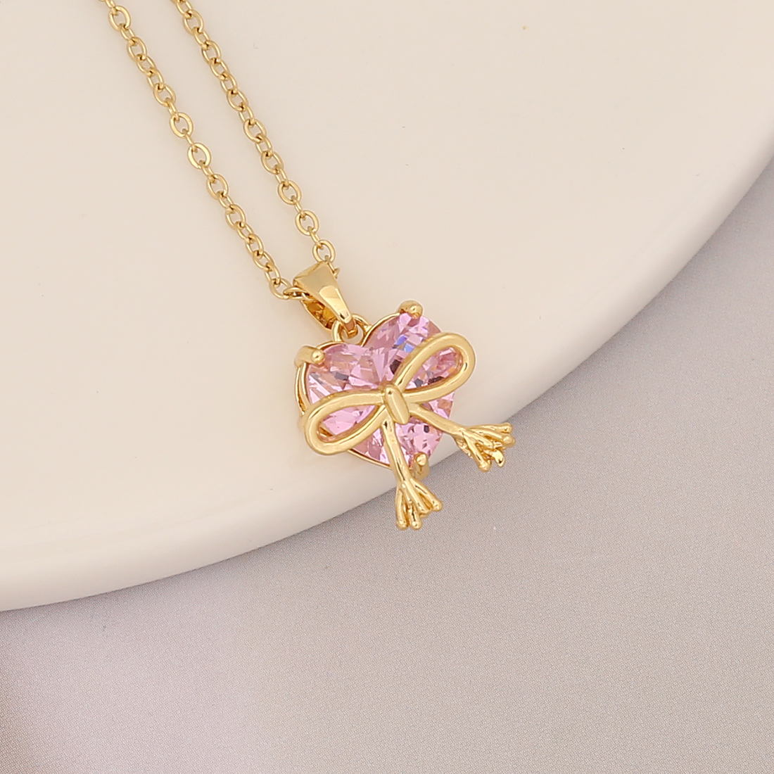 Fashion Rabbit Heart Shape Carrot Stainless Steel Copper Plating Zircon Pendant Necklace 1 Piece