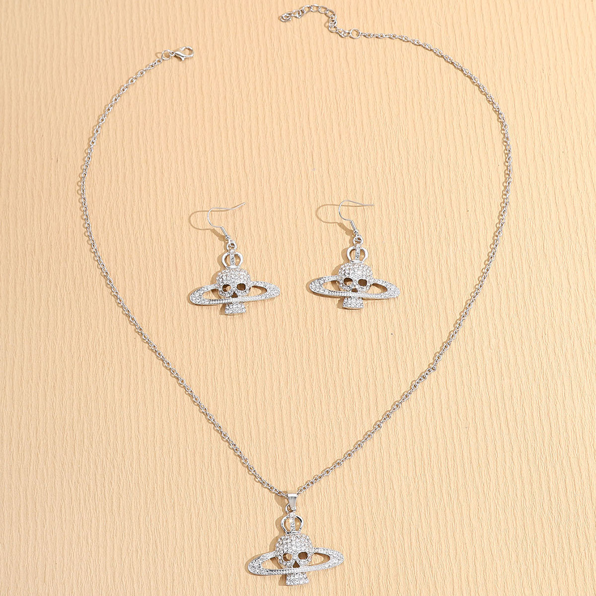 Fashion Skull Alloy Inlay Rhinestones Womenu0027S Earrings Necklace 1 Set