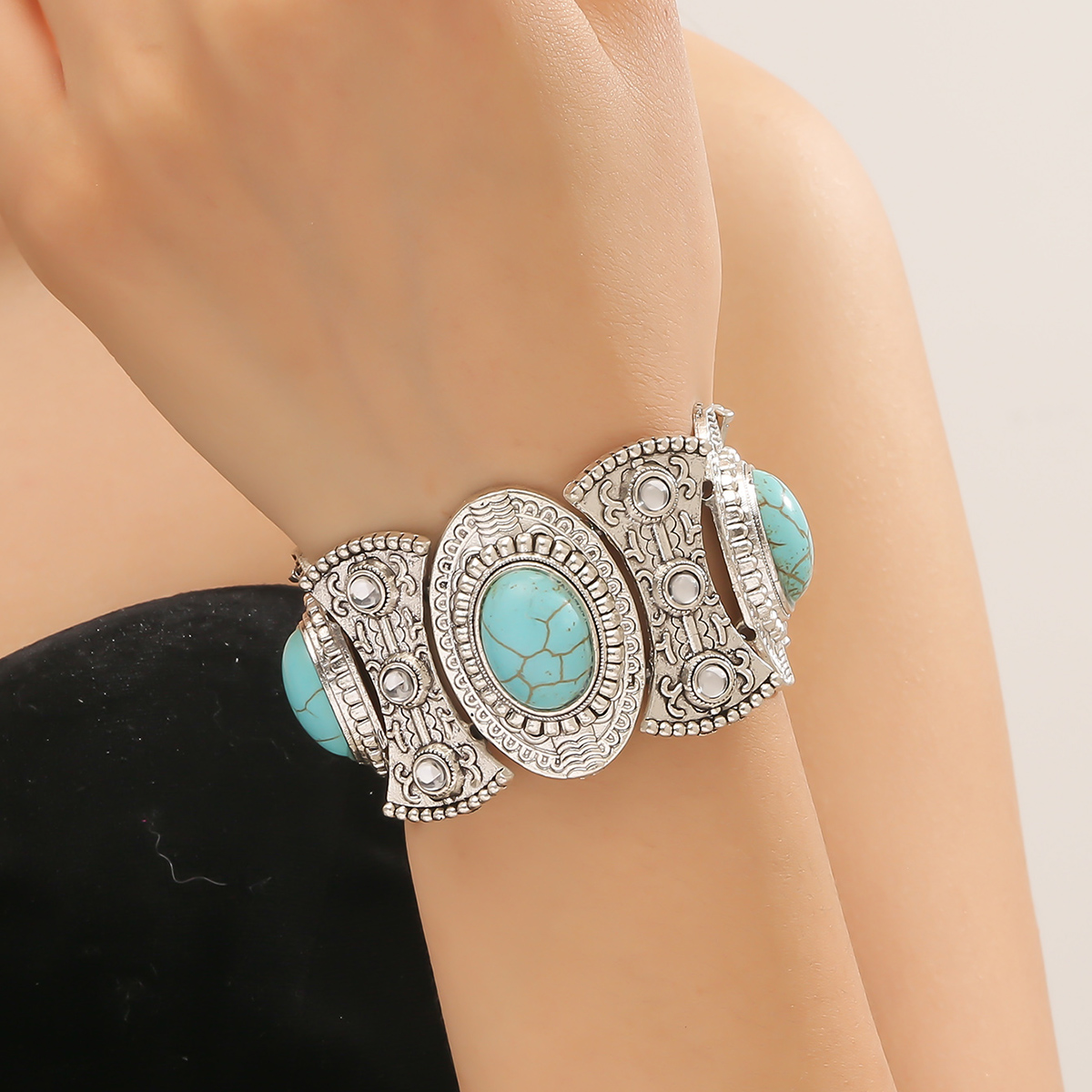 Fashion Geometric Alloy Turquoise Womenu0027S Bracelets 1 Piece