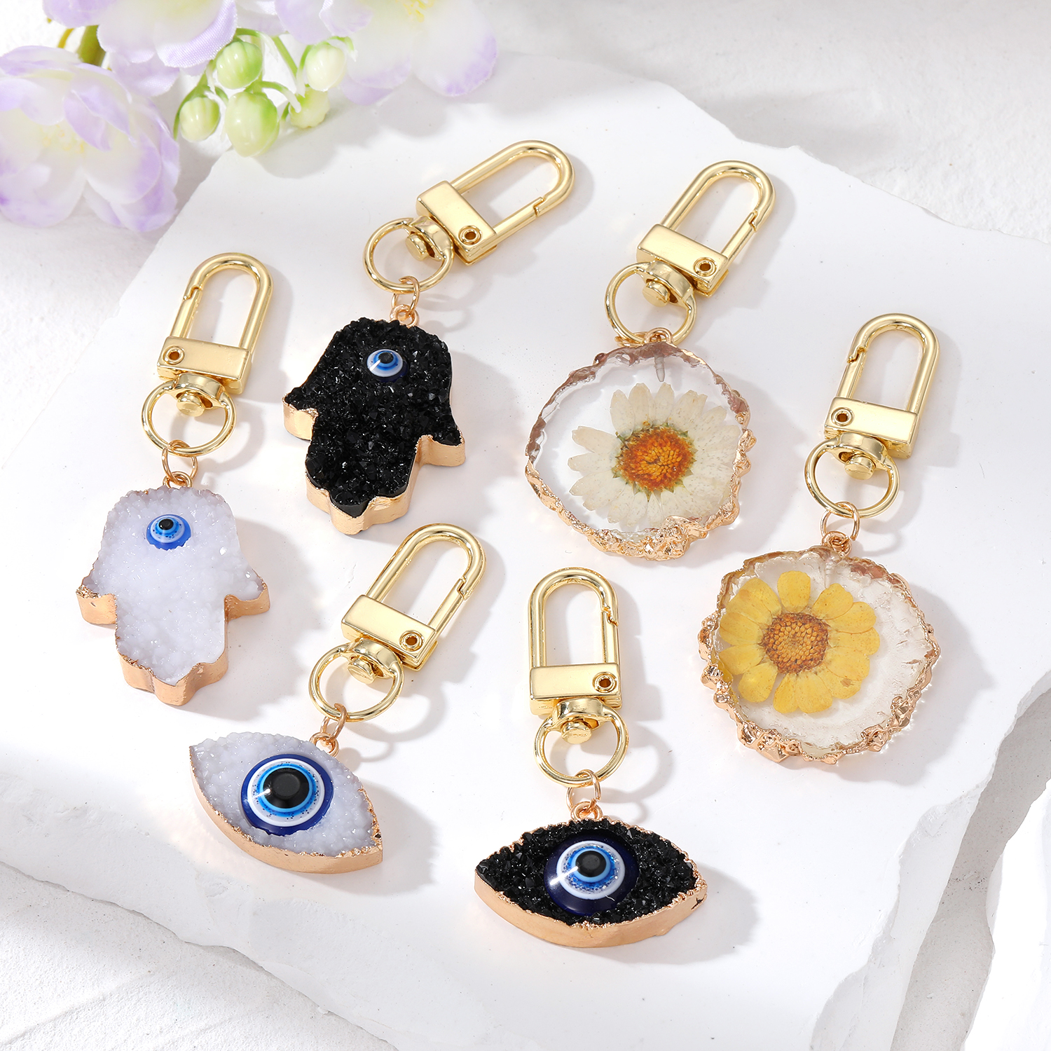 Simple Style Devilu0027S Eye Hand Of Fatima Alloy Gold Plated Artificial Crystal Bag Pendant Keychai