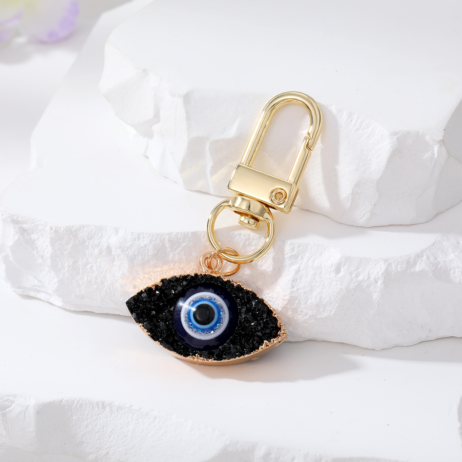Simple Style Devilu0027S Eye Hand Of Fatima Alloy Gold Plated Artificial Crystal Bag Pendant Keychai