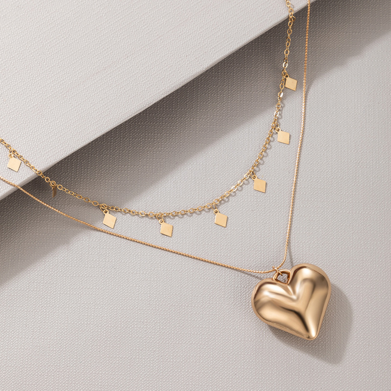 Fashion Heart Shape Alloy Layered Unisex Pendant Necklace 1 Piece