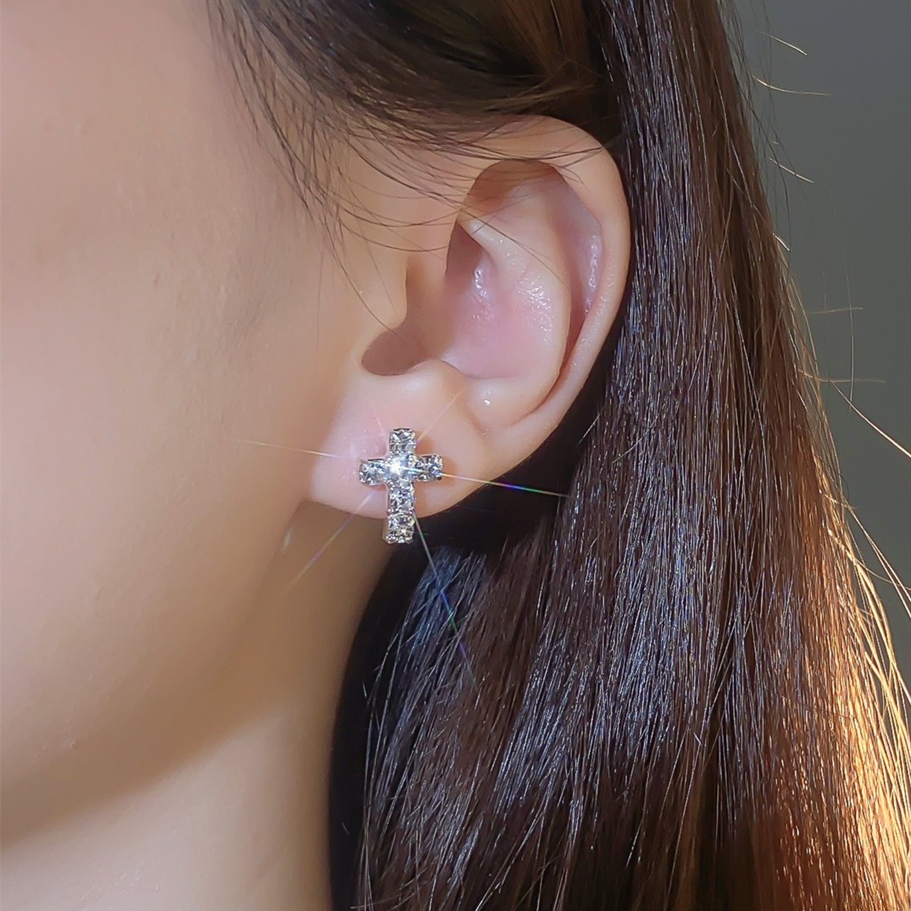 Exaggerated Geometric Rhinestone Womenu0027S Ear Studs 1 Pair