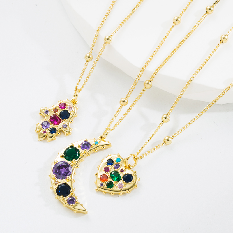 Fashion Moon Heart Shape Copper Gold Plated Zircon Pendant Necklace 1 Piece