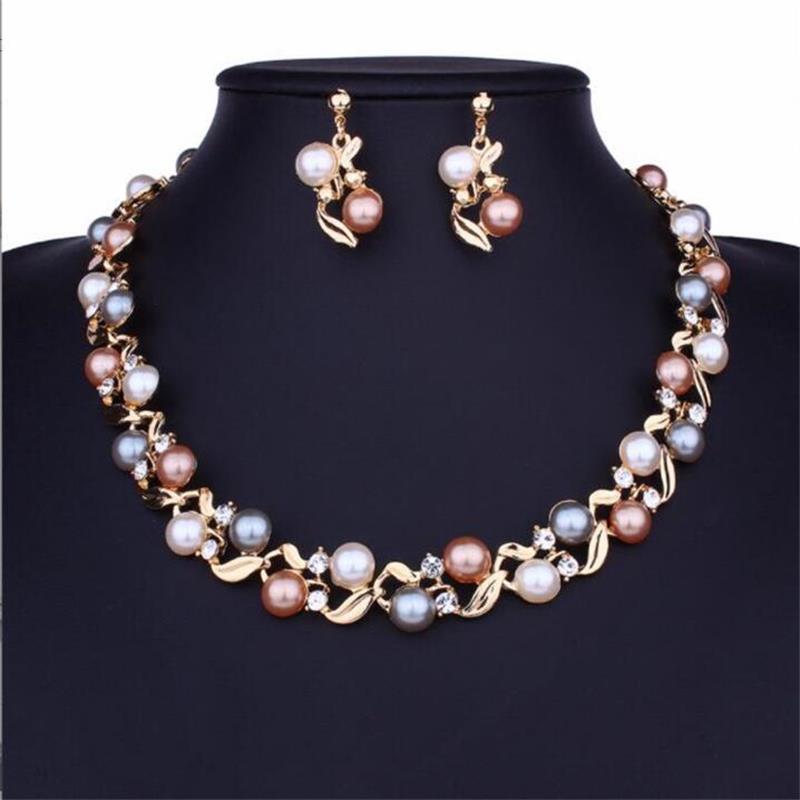 Fashion Geometric Alloy Inlay Artificial Pearls Rhinestones Womenu0027S Necklace 1 Set