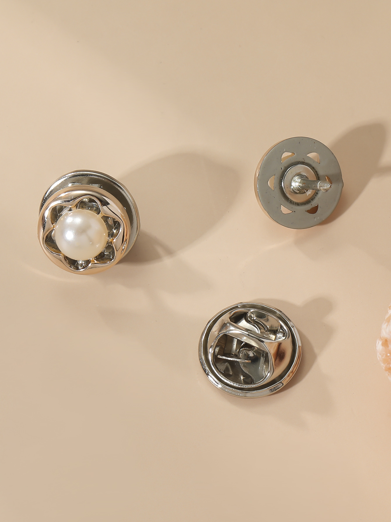 Fashion Geometric Alloy Artificial Pearls Womenu0027S Brooches
