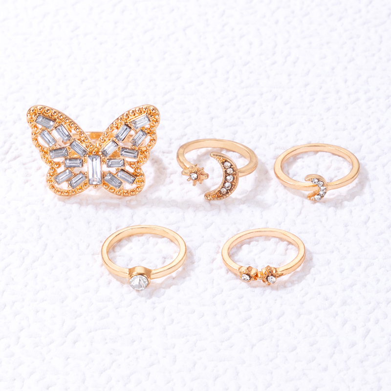 Retro Star Heart Shape Butterfly Alloy Carving Womenu0027S Rings 8 Pieces