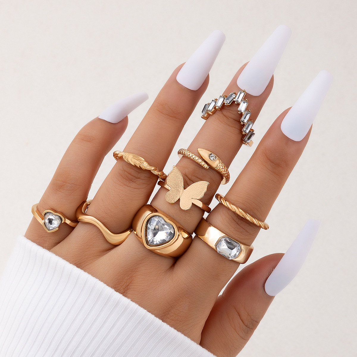 Retro Star Heart Shape Butterfly Alloy Carving Womenu0027S Rings 8 Pieces