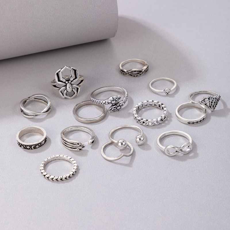 Retro Star Heart Shape Butterfly Alloy Carving Womenu0027S Rings 8 Pieces