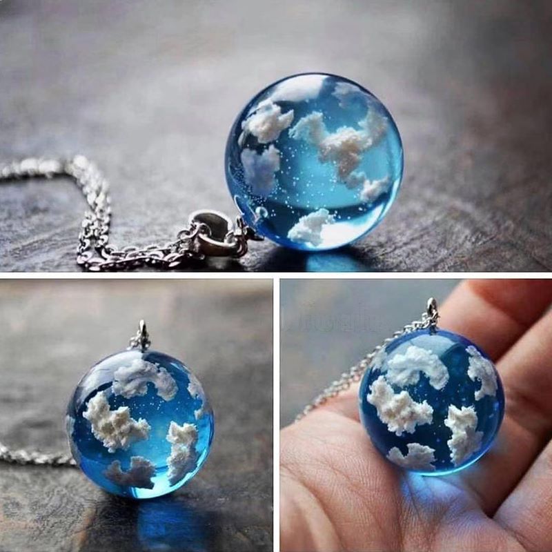 Simple Style Clouds Round Alloy Resin Three-dimensional Unisex Pendant Necklace 1 Piece