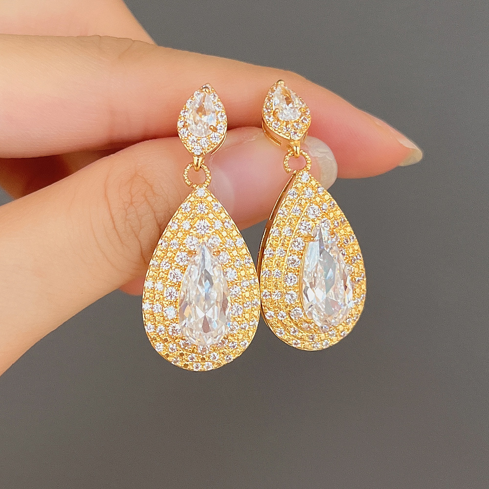 Exaggerated Geometric Copper Zircon Earrings 1 Pair