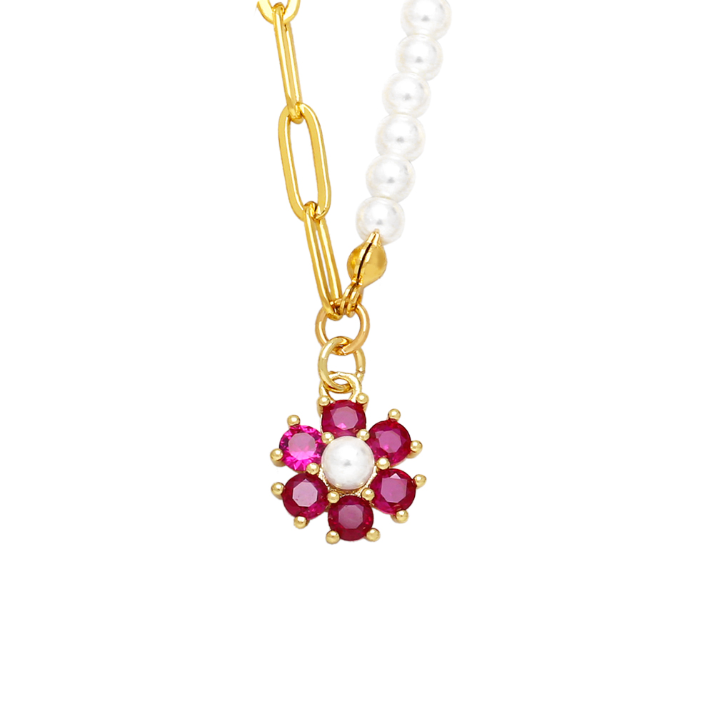 Fashion Flower Imitation Pearl Copper Patchwork Gold Plated Zircon Pendant Necklace 1 Piece