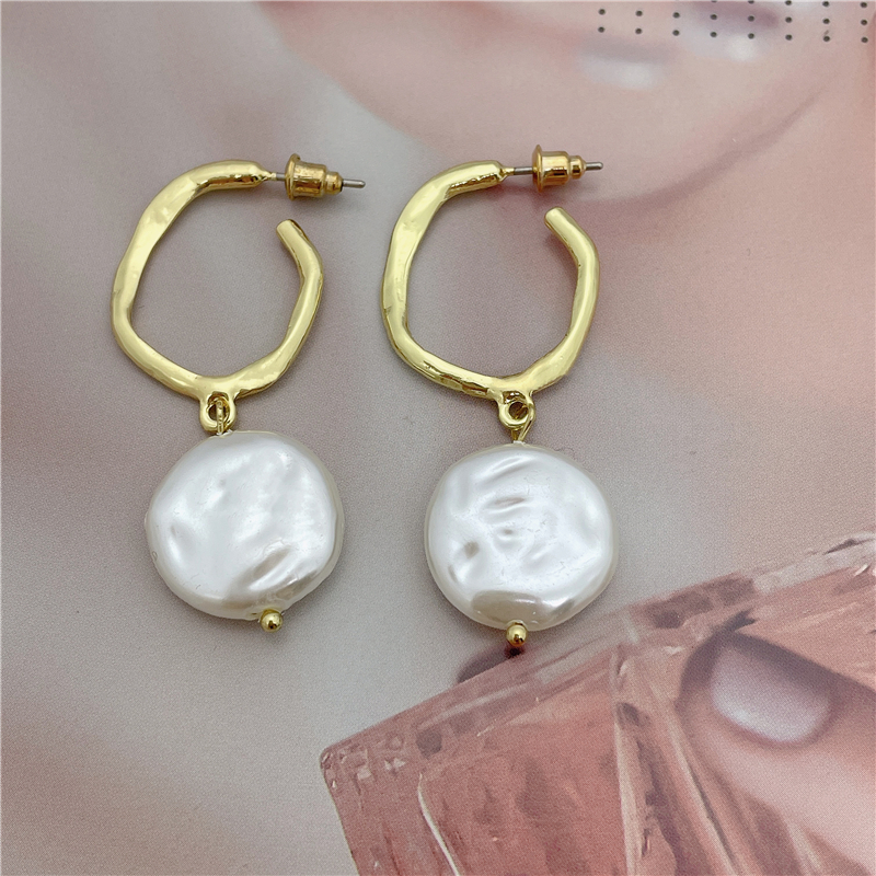 Simple Style Irregular Geometric Artificial Pearl Alloy Hollow Out Womenu0027S Drop Earrings 1 Pair