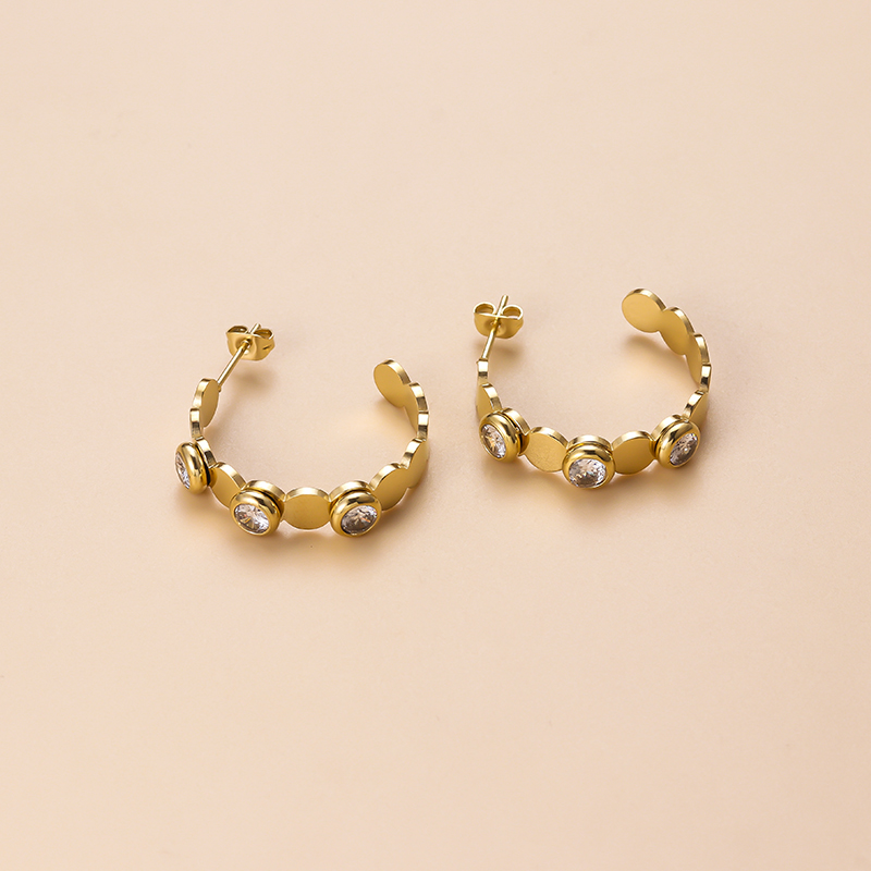 Simple Style C Shape Stainless Steel Inlay Zircon Ear Studs 1 Pair