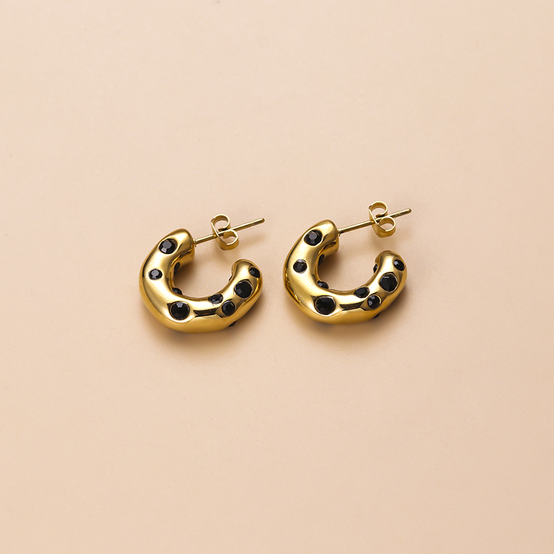 Simple Style C Shape Stainless Steel Inlay Zircon Ear Studs 1 Pair