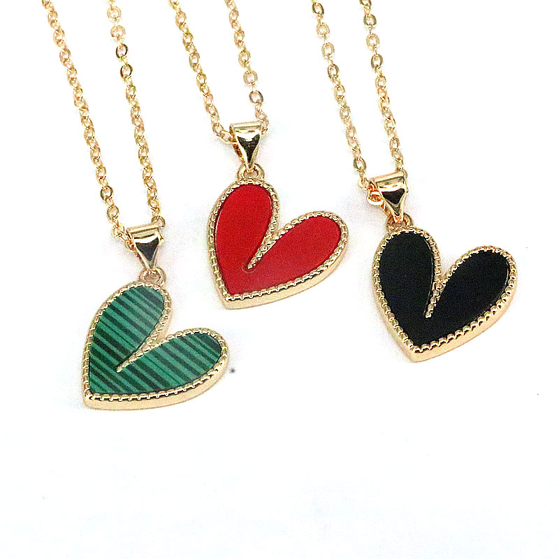 Simple Style Geometric Heart Shape Copper Enamel Gold Plated Pendant Necklace 1 Piece