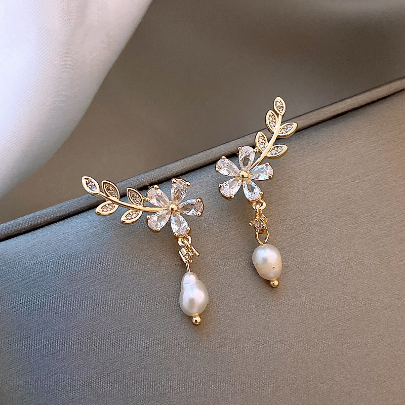 Fashion Flower Alloy Pearl Inlay Rhinestones Womenu0027S Drop Earrings 1 Pair