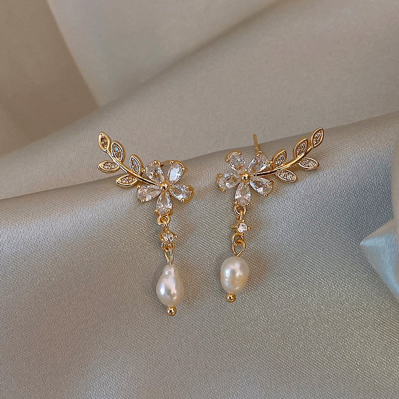 Fashion Flower Alloy Pearl Inlay Rhinestones Womenu0027S Drop Earrings 1 Pair