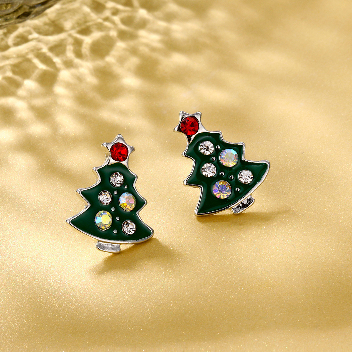 Cute Christmas Tree Santa Claus Snowflake Alloy Inlay Rhinestones Womenu0027S Ear Studs 1 Pair