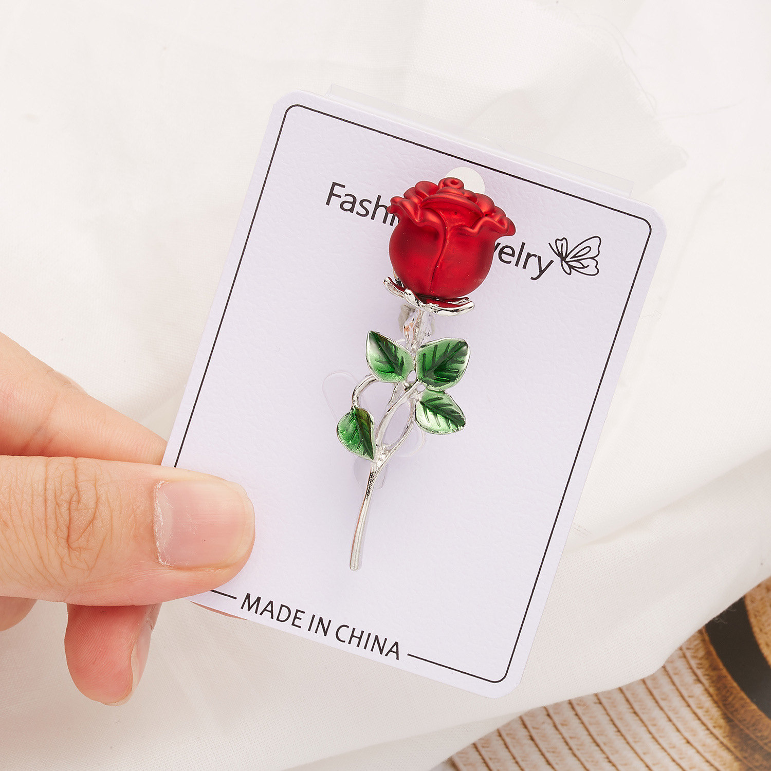 Vintage Style Rose Alloy Womenu0027S Brooches 1 Piece