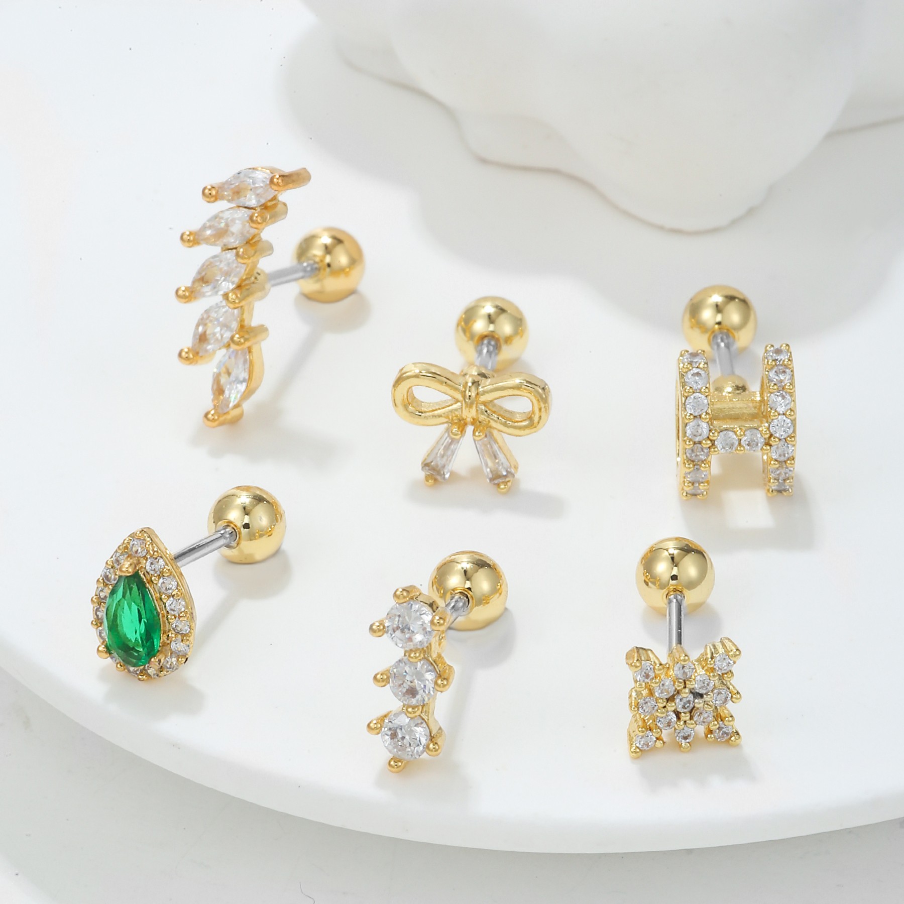 Fashion Geometric Stainless Steel Inlay Zircon Ear Studs 1 Piece